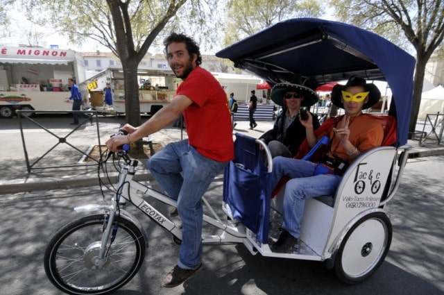 Transport de festaïres, Paques 2010