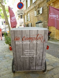 Read more about the article Au comptoir, épicerie fine à Aix en Provence, 18 rue Boulegon.