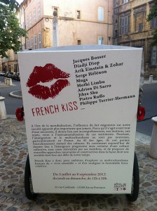 Lire la suite à propos de l’article Hôtel de Gallifet : centre culturel d’Aix en Provence vous présente French Kiss.