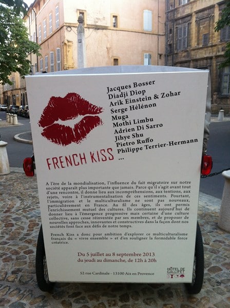 You are currently viewing Hôtel de Gallifet : centre culturel d’Aix en Provence vous présente French Kiss.