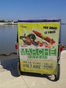 Lire la suite à propos de l’article Marché paysan à Arles tous les mardis de 17h à 21h sur la place Voltaire.