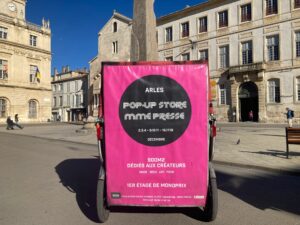 Read more about the article Pop up store Madame Presse du 3 au 31 décembre 2022 dans les locaux de Monoprix, à Arles