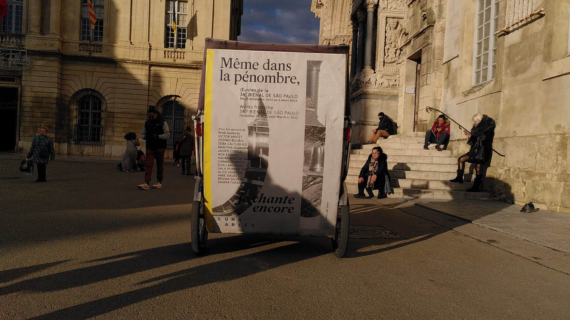 You are currently viewing Exposition Luma Arles: « Même dans la pénombre, je chante encore » du 16/12/22 au 5/03/23